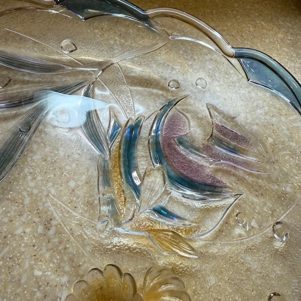 Mikasa Vintage Tropical Key Largo Glass Plate Fish Design 15 inch Blue and Gold